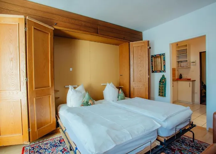 Tirol Mit Hallenbad Und Sauna By Monicare Appartamento